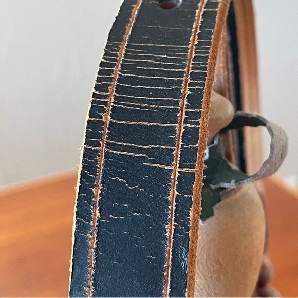 Vintage Hungarian Folk Art Wooden Horsehair Covered Canteen Flask Leather Strap - Picture 6 of 16